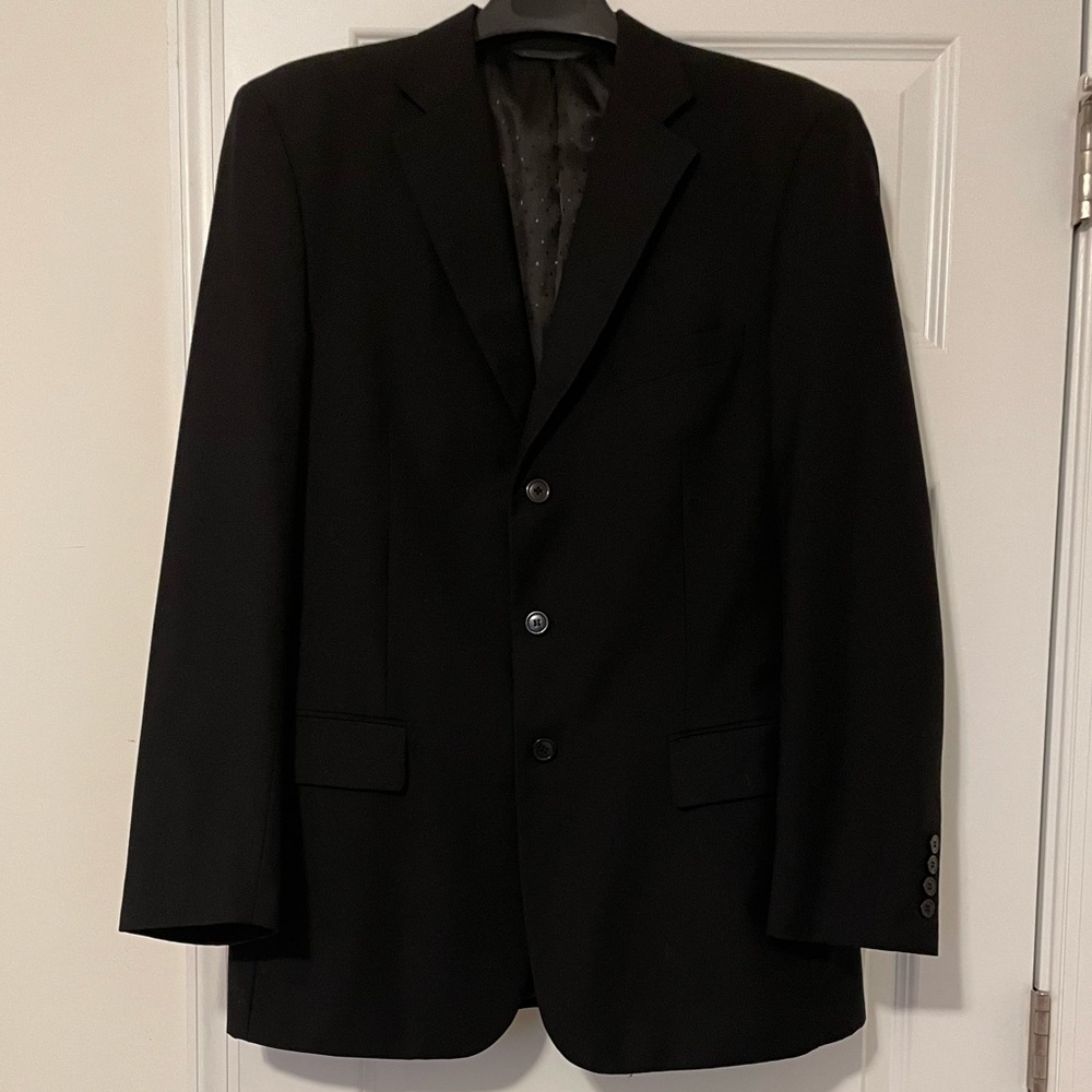 Cooper & Nelson Single Breasted 2 button dual vent Black Lined Jacket Size 40L